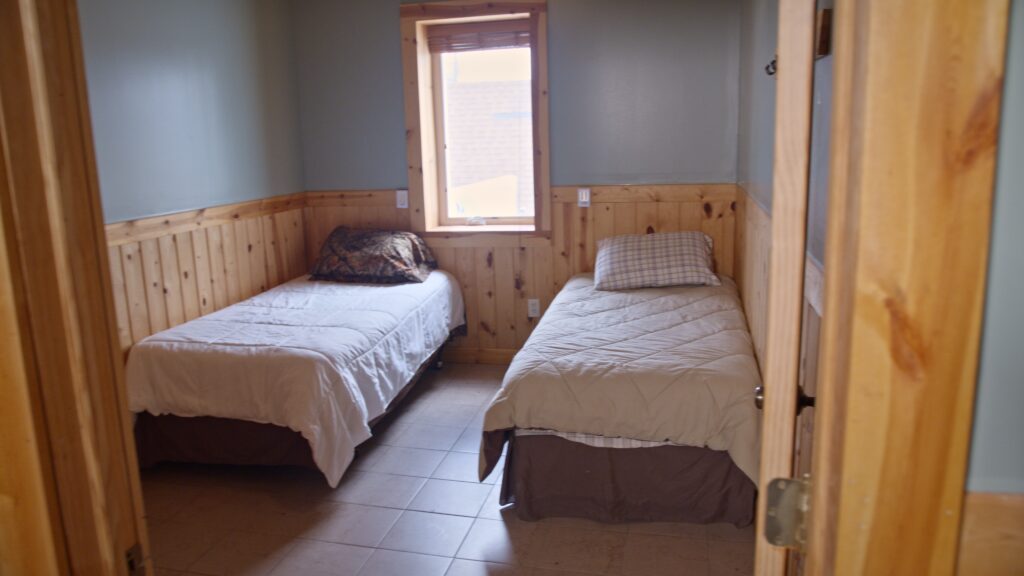 Photo of Ringnecks Lodge upstairs bedroom #1