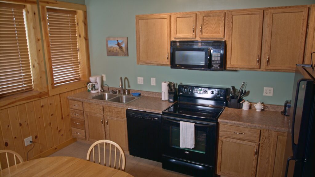 Photo of Ringnecks Lodge upstairs kitchen